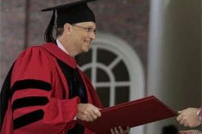 Bill Gates gets Havard degree