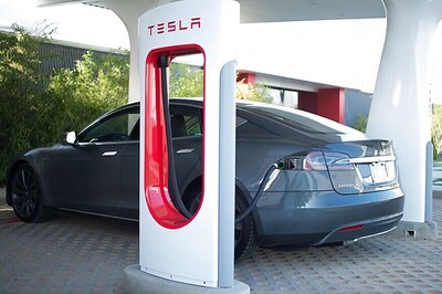 Tesla Car Owners in China to Get Free Supercharging Facility Until Coronavirus Outbreak is Subdued