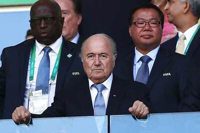 Blatter hails electric Maracana, predicts great World Cup
