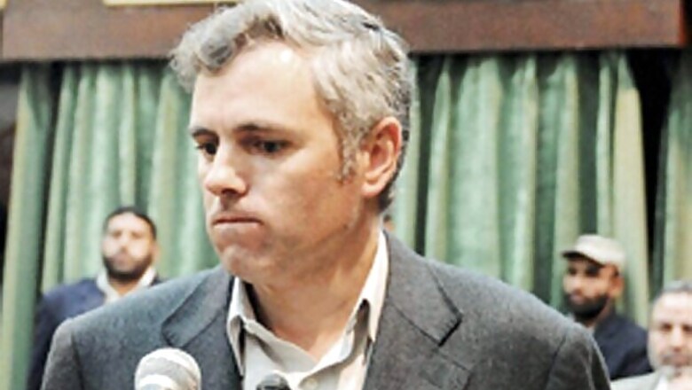 Omar hits out at BJP, terms Modi wave a ' mere hoax'