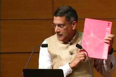 Budget Session LIVE: Pink is the New Blue This B-Season as Govt Tables 'Ladies Special' Economic Survey