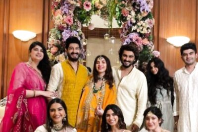 Sonam Kapoor's 'Khandaan' Come Together for Antara Marwah’s 'Godh Bharai’; See Photos