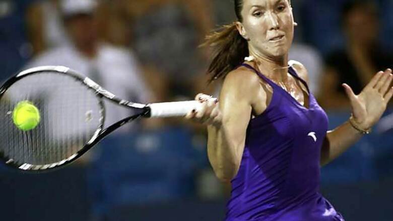 Wozniacki wins, Jankovic beats Stosur in Dubai