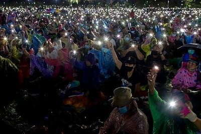 Thai Protesters Reinstall Plaque Symbolizing Democracy