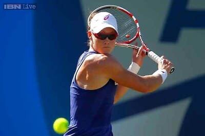 Stosur finds solace after Sharapova disappointment
