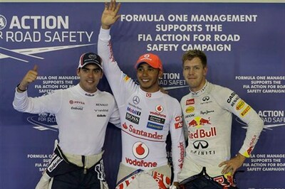 Hamilton takes pole in Singapore GP