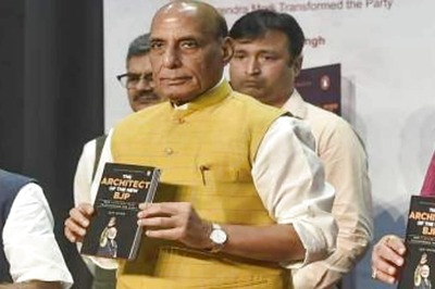 PM Modi's Understanding of People Best after Mahatma Gandhi, He Sleeps for Just 3.5 Hours A Day: Rajnath
