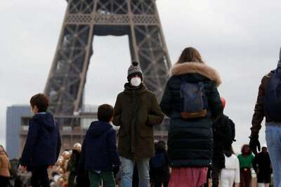 Short-staffed Due to Covid-19, France Asks Infected Medics to Keep Working