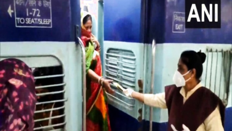 No Complaints of Inhuman Conditions on Shramik Special Trains, Says Railways