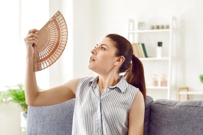 5 Essentials For Women While Stepping Out During Summer