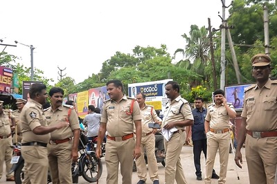 Gurugram: Fake Cops Flee with Uzbek National's USD 16,000