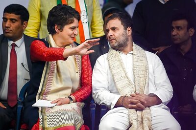 Priyanka Gandhi Alone Can’t Revive Congress in UP. Party Must First Atone for Past Mistakes & Dent Yogi’s Politics