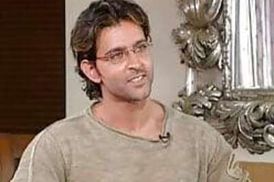 Hrithik turns B'wood's new item boy with Krazzy 4