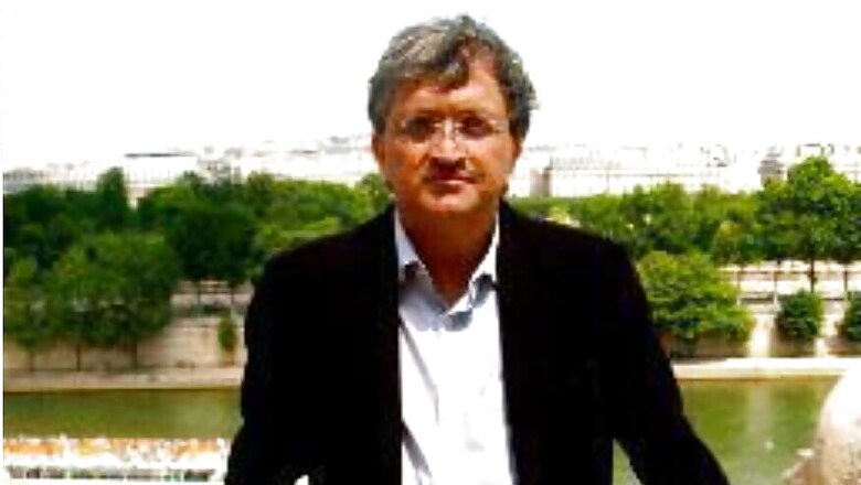 India's Survival as a United Country for 70 Years a Miracle: Historian Guha