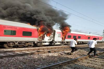 BJP, Telangana Transport Union Slam CM KCR for 'Defying' Court Orders, Announce Public Meeting on Oct 30