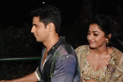 Sidharth Malhotra-Rashmika Mandanna Make Filmy Entry On Scooter To Promote Mission Majnu; Watch