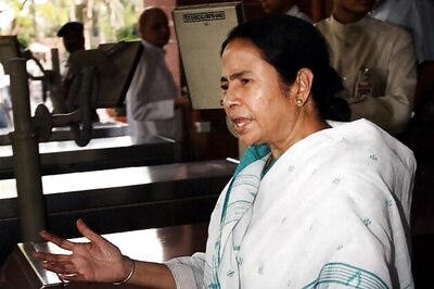 Mamata accuses CPM of collusion with BJP
