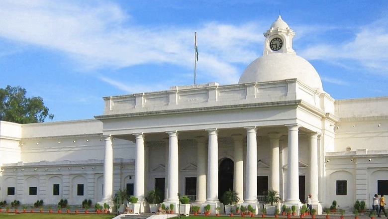IIT Roorkee Lifts Restrictions at Hostels For Girl Students