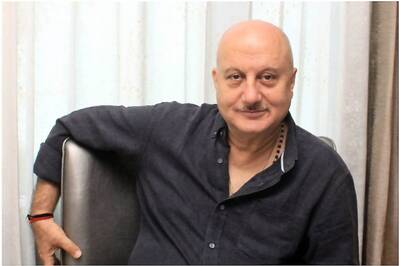 Social Media is Trying to Make You Feel Inferior, Says Anupam Kher