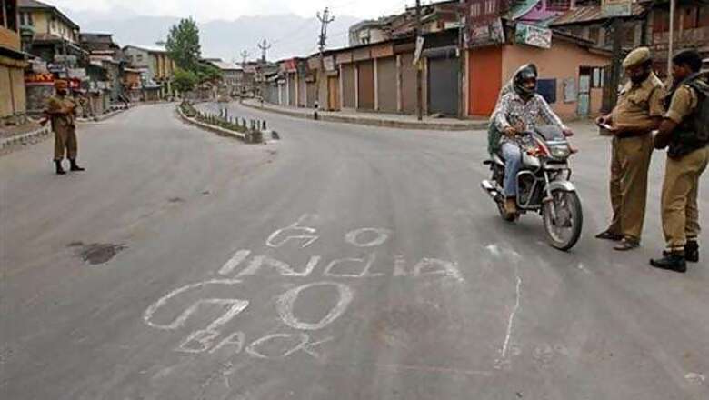 Hurriyat shutdown call paralyses Kashmir