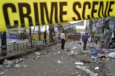 Hyderabad blasts: Advani blames 'neighbouring country'