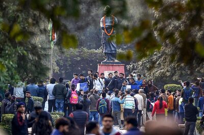 BBC Documentary Updates: PM Warns Those Trying to 'Create Divisions'; SFI's Attempt to Screen Series at HP University Foiled by Cops