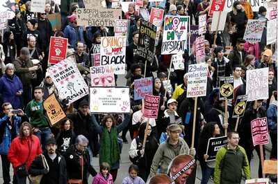 Women's Marches Against Donald Trump Receive Award from PEN
