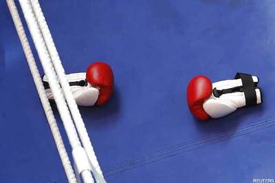 Manoj, Devendro in India boxing squad for Asian C'ships