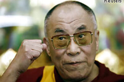 China combative ahead of talks with Dalai's envoys