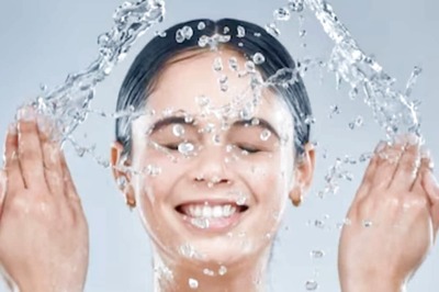 Simple Solutions to Deal with Common Skincare Problems