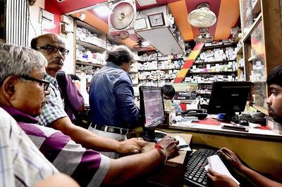 Why Force Patients to Buy Medicines From Hospital Pharmacies, SC Asks Centre, States