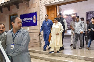 Mayawati Vacates Second Govt Bungalow in UP That was Kanshi Ram's Memorial