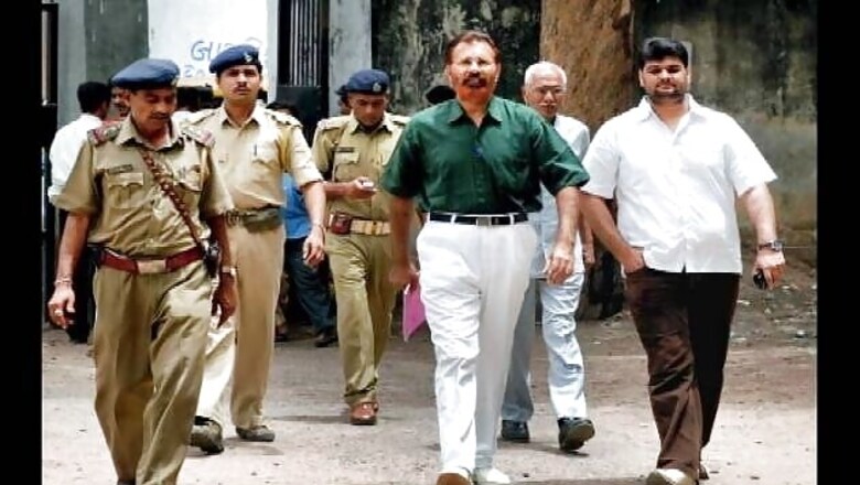 Congress calls for Gujarat bandh today over Vanzara's letter, demands Modi's resignation