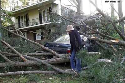 13 die as strong winds batter UK