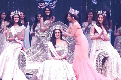 Manushi Chhillar Crowned Femina Miss India 2017