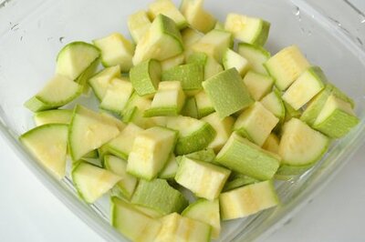 How to Make Skinny Guacamole