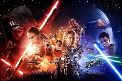 'Star Wars: The Force Awakens' breaks box office records with opening weekend collections