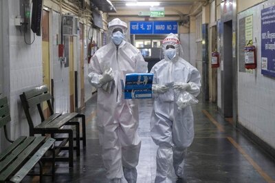 3 More International Travellers Admitted to Delhi's LNJP Hospital in Suspected Cases of Omicron