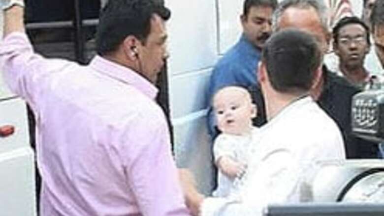 FBI team detained at Mumbai airport, released later