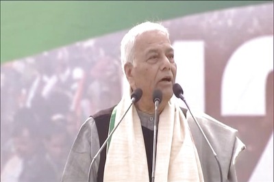Yashwant Sinha-led Anti-CAA Rally, Which Started from Mumbai, to Reach Agra on Saturday