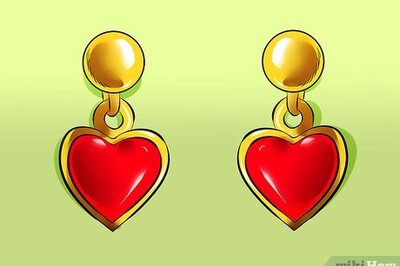 How to Hide Big Ears