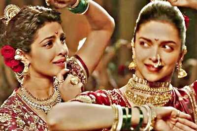 IBNLive Movie Awards: 'Pinga' wins Best Choreography 2015