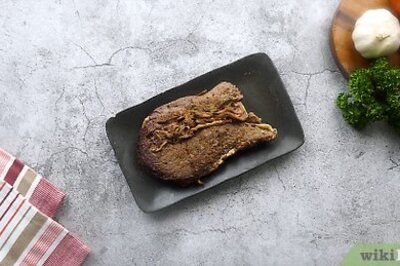 How to Reheat Steak