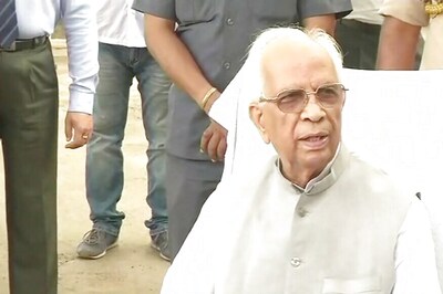 West Bengal Governor Reaches Violence-hit Asansol, Urges All Sections of People to Shun Violence