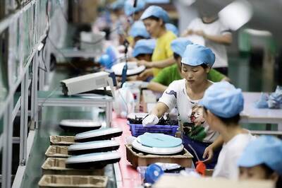 India May Not Have Shortage of Phones And Appliances; Govt Plans to Airlift Components