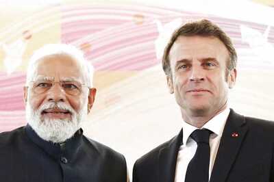 News18 Evening Digest: PM Modi Gets Ceremonial Welcome at Paris Airport in Presence of French PM And Other Top Stories
