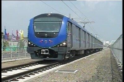 Jayalalithaa inaugurates first phase of Chennai Metro rail service