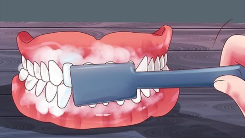 How to Keep False Teeth White