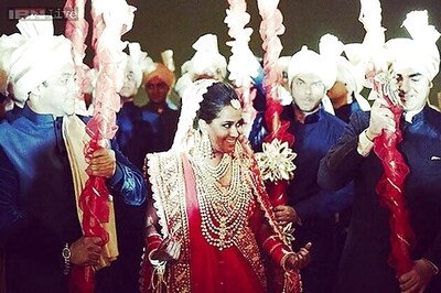 Snapshot: These pictures shared by Salman Khan from his sister Arpita Khan's wedding will melt your heart