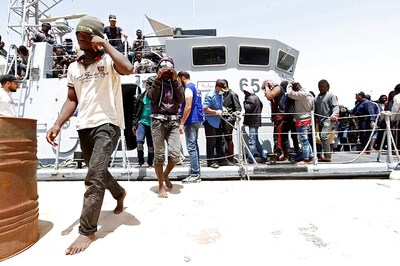 Three Babies Dead, 100 Migrants Missing in Shipwreck off Libya